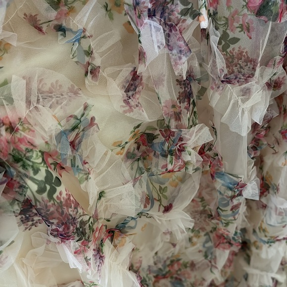 Floral gown - Picture 3 of 8